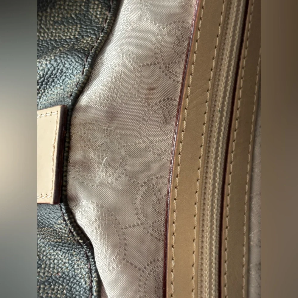 Michael Kors Brown Designer Tote Bag - Picture 14 of 16